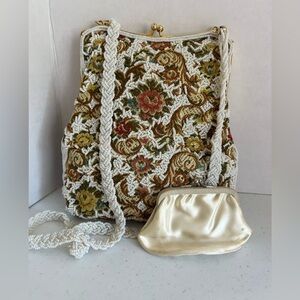 Walborg Vintage Beaded Tapestry Kiss-Lock Shoulder/Crossbody + Coin Purse